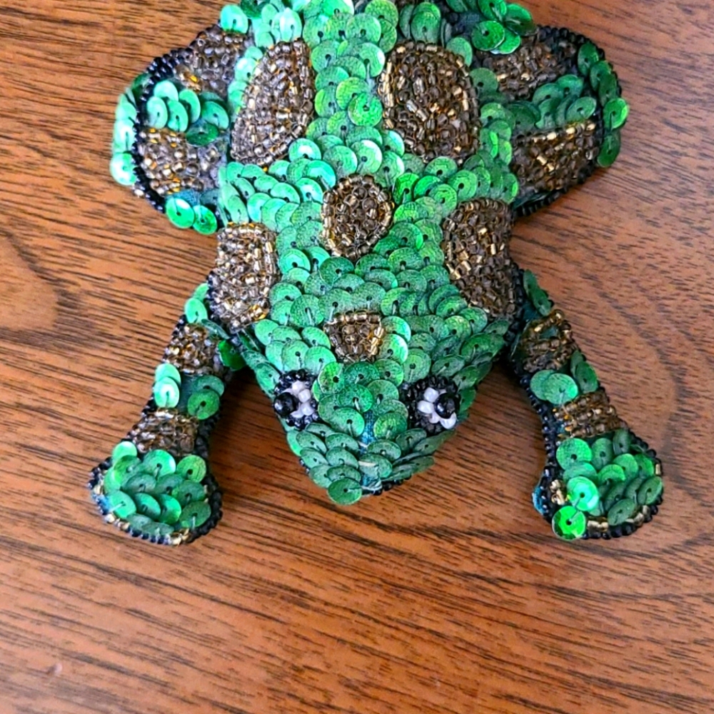 Silvedtri Green Sequined Frog